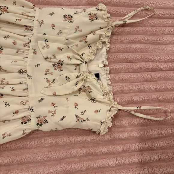 Lulus Floral Dress Size XS - Picture 2 of 3